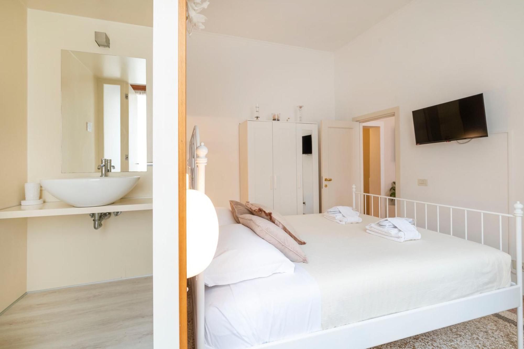 Ca' Pestrin Suite House - San Marco Square Venedik Dış mekan fotoğraf