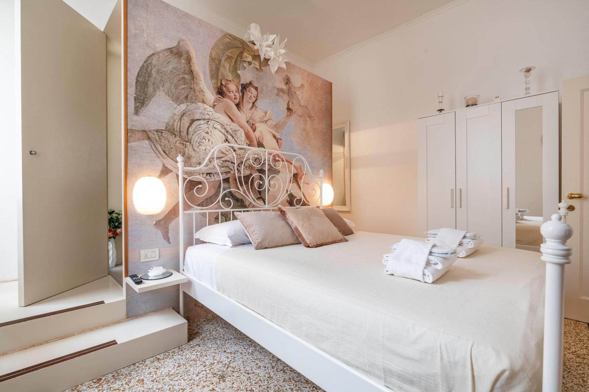 Ca' Pestrin Suite House - San Marco Square Venedik Dış mekan fotoğraf